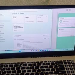 Mint Acer Aspire Vero i7 16GB/512GB Eco Laptop - Great Condition!