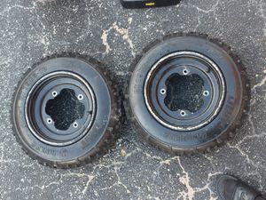 Photo Yamaha banshee FRONT tires and rims