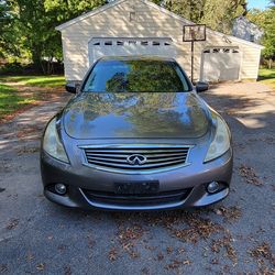 2012 Infiniti G37x