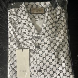 Men’s Gucci Button Up Shirt