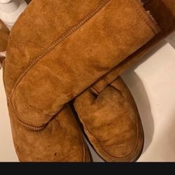 Great Very Warm Cozy And Comfortable Boots Size 6W Ugg Brand