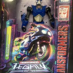 Transformers Legacy Deluxe Class Arcee 