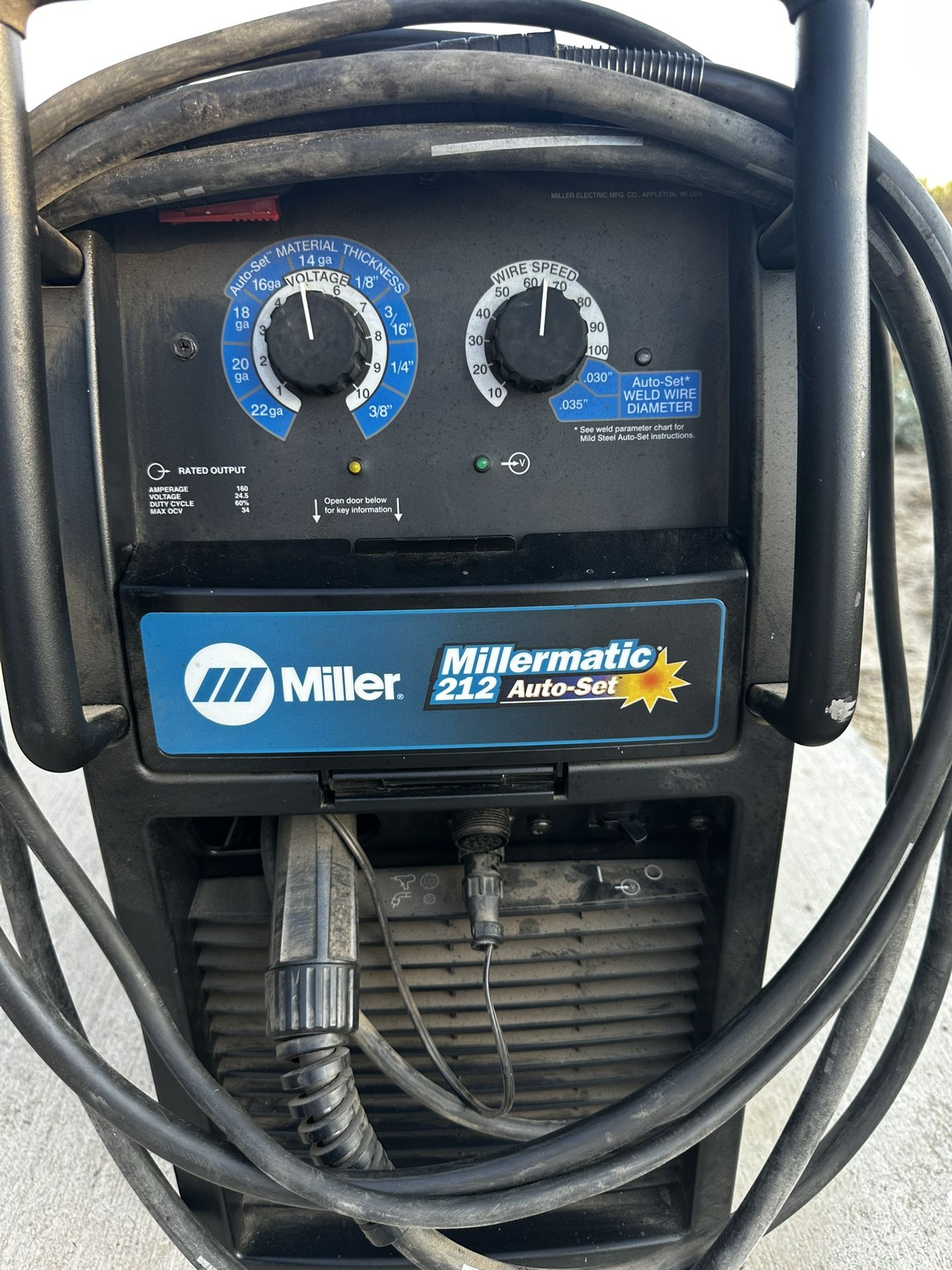Welder Miller Millermatic 212 Wire Feed