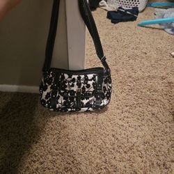 Floral Black & white Purse
