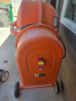 Cement mixer