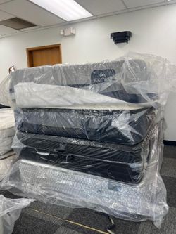 Clearance Prices on Premium Mattresses – Don’t Wait!