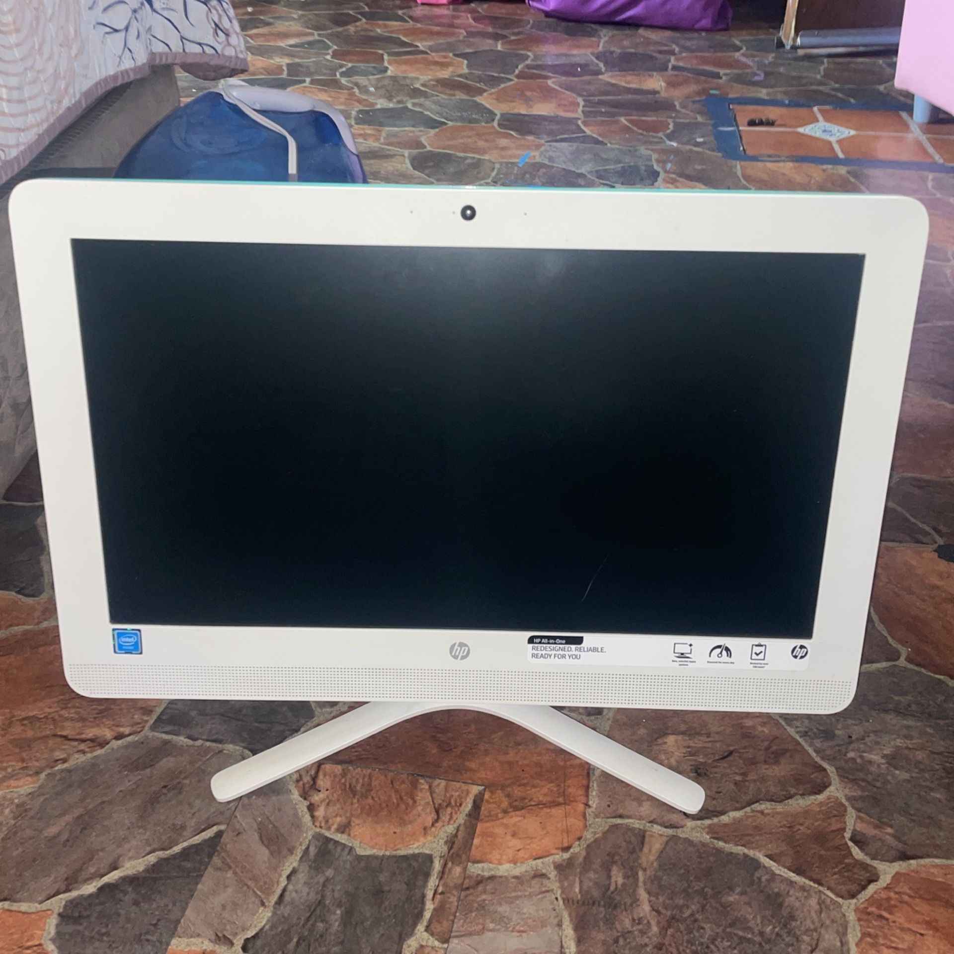 HP 10 Computer / Intel / Inside.