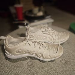 Nike Vapormax Triple White Size 11