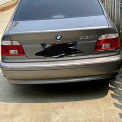 2002 BMW 530i