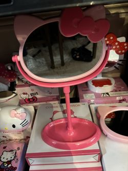 Hello Kitty Mirror 