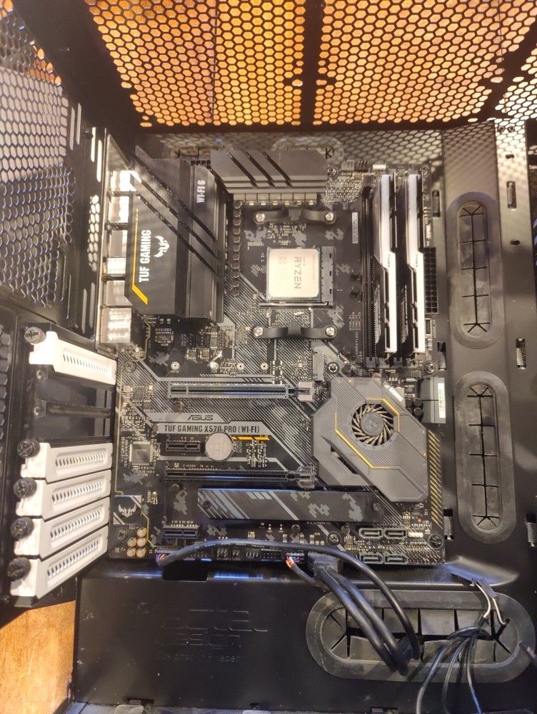 Ryzen 5900x - X570 Pro Mobo - 32GB Ram