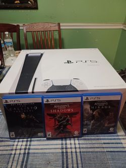 PS5 DISC SYSTEM WITH GAMES $600 FINAL PRICE READ DESCRIPTION AND SEE ALL PICTURES