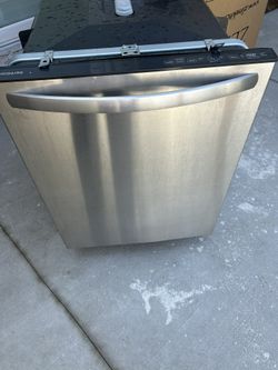 Dishwasher For Sale Good Condition