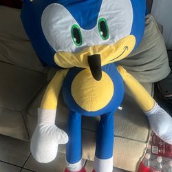 Giant Sonic