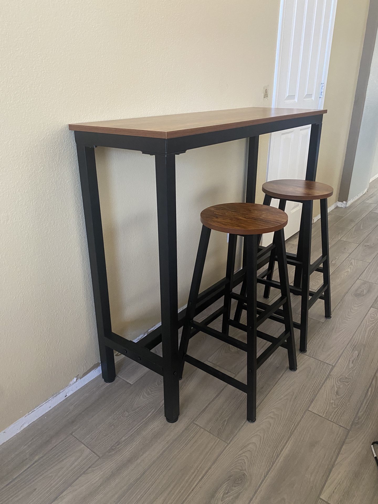 Dark wood High Bar Table/ Bench & 2 Stools