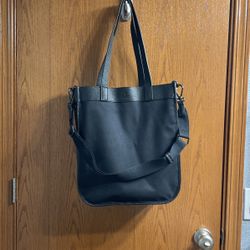 lululemon tote bag?