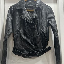 Nordstrom elodie faux leather moto jacket size XS Excellent Condition - Pre-Owned