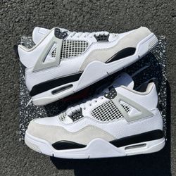 Jordan 4 Retro Military Black 