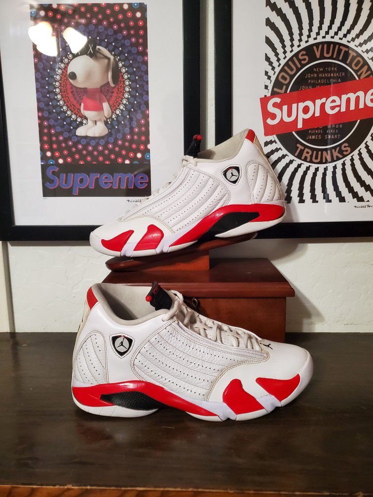 2019 Air Jordan 14 Candy Cane /RIP Hamilton - Size 10 for Sale in Waddell,  AZ - OfferUp
