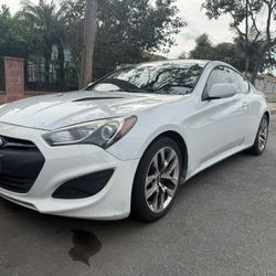 2013 Hyundai Genesis Coupe
