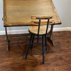 Artist drafting table