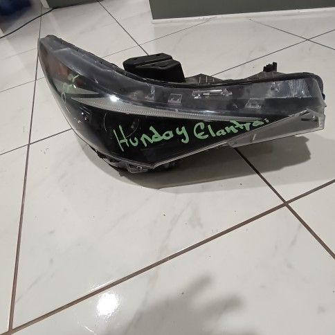 Headlight hyundai elantra 2022