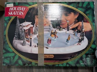 Mr. Christmas Holiday Skaters NOS Never Used