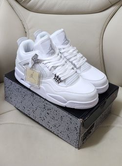 Jordan 4 Retro