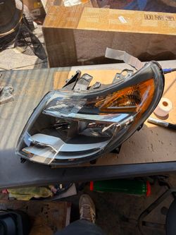 14-22 Dodge Ram ProMaster 1500/2500/3500 driver Headlight & DRL