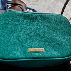 New Bobby Brown Make Up Case