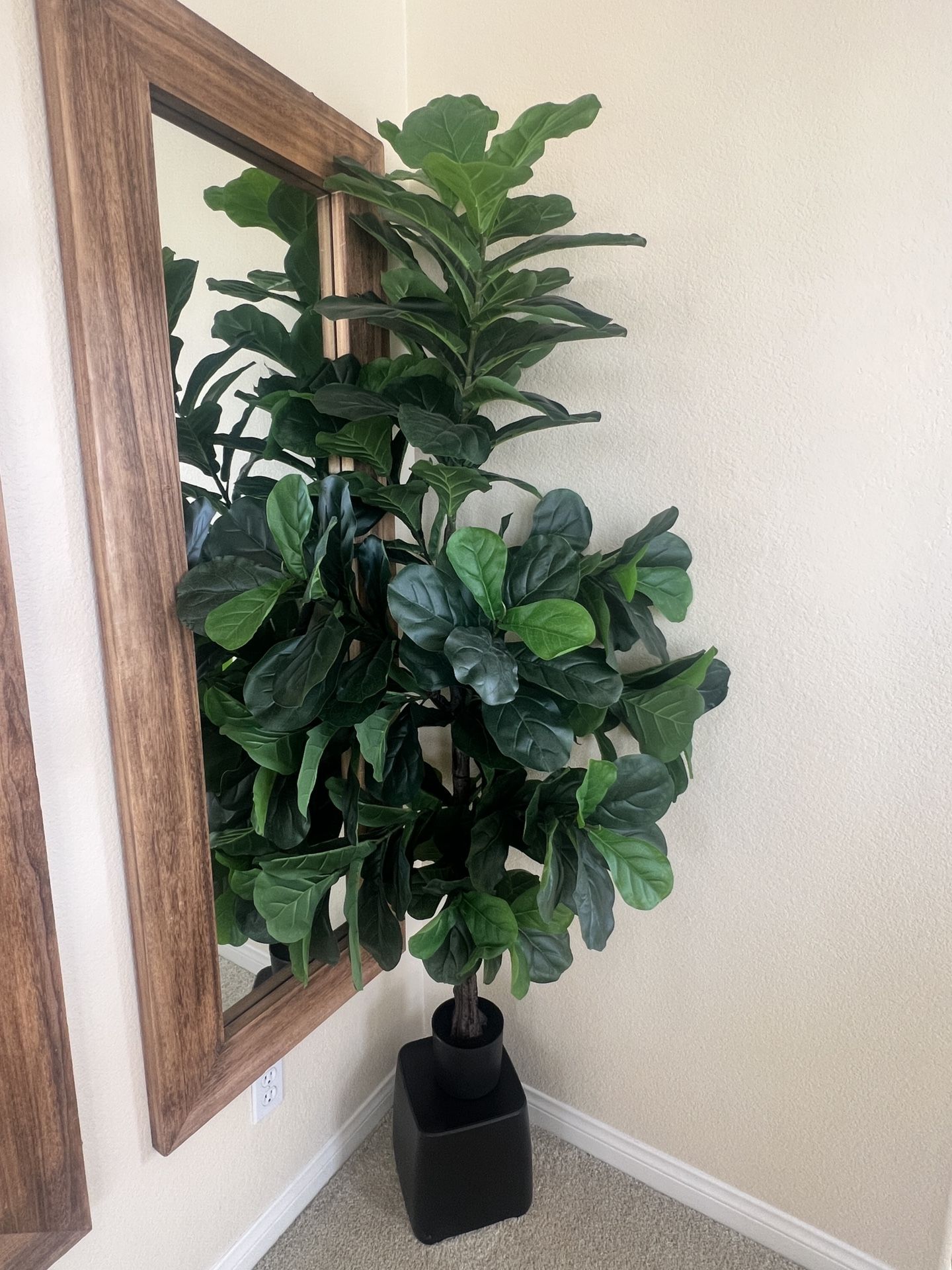 New Decor Leaf Fig Tree 6ft Tall Artificial Tree 