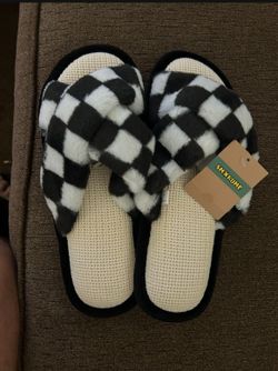Checkered Slippers - Size 9 And 10 Brand New With Original Tags
