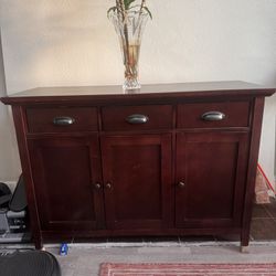 Hard Wood Cabinets 