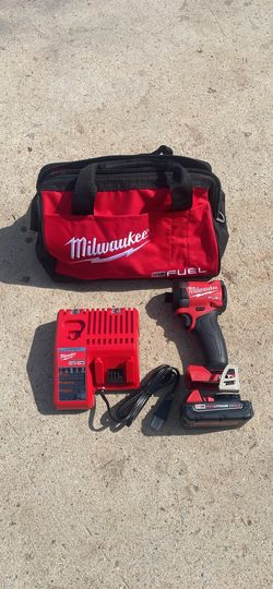 Milwaukee M18 Fuel Impact Driver Kit