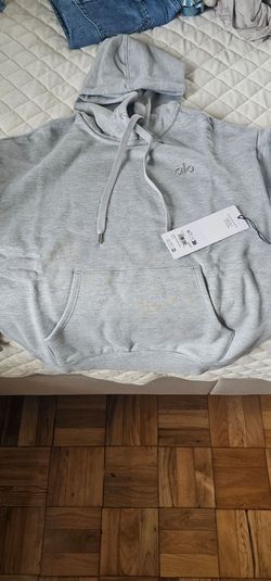 Alo Hoodie  size S 100% Authentic  THEY ARE NOT REPLICAS