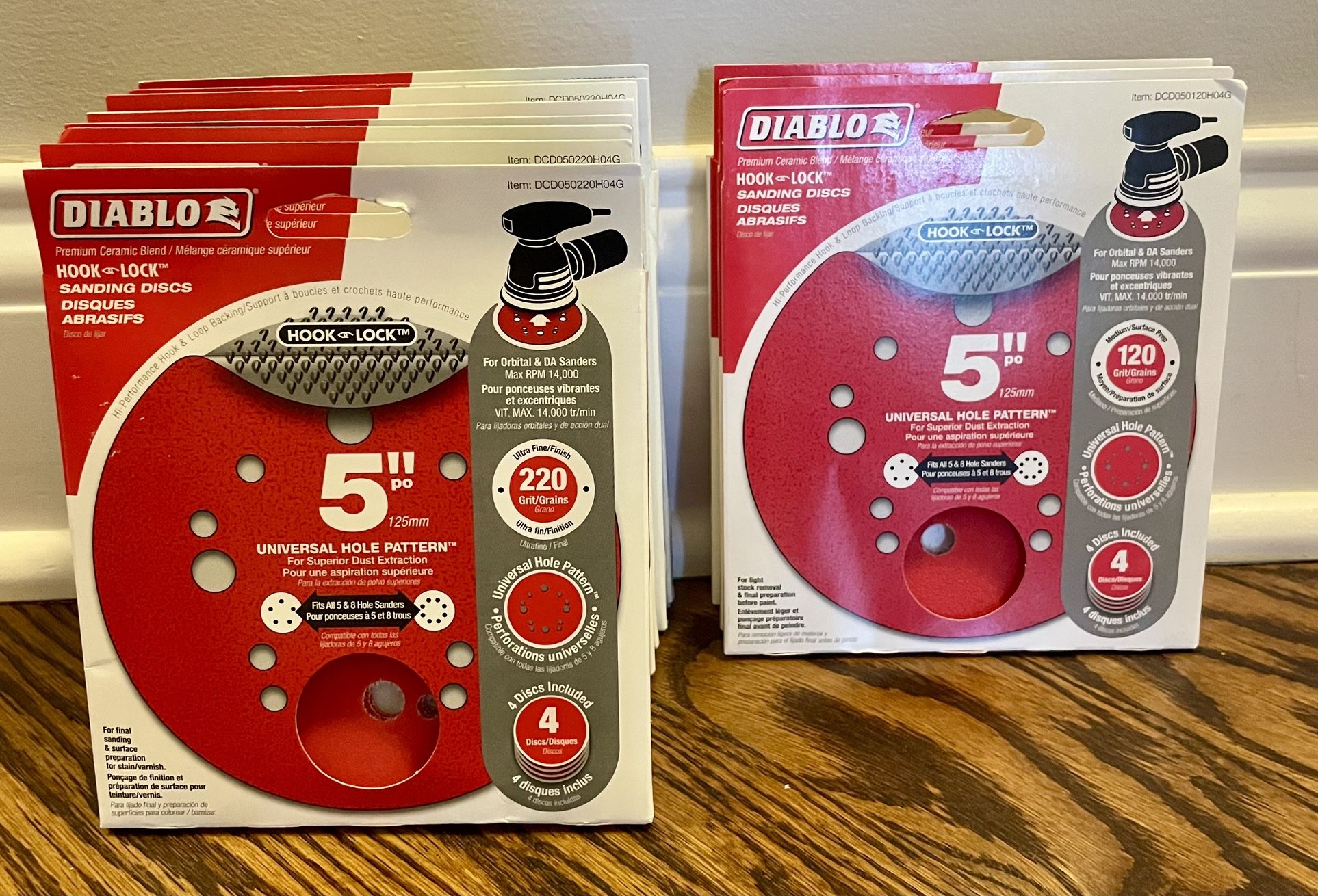 DIABLO 5" 220 and 120 Grit Hook and Lock ROS Sanding Discs (4 pack)