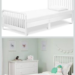 Davinci Jenny Lind Twin-Bed with Wood Spindle Posts in White-Mattress Support Slats Included