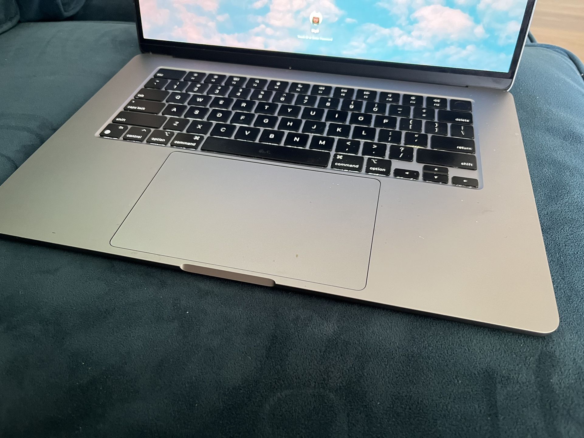 15inch 2023 MacBook Air M2 8GB