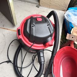 Wet/Dry Vacuum 