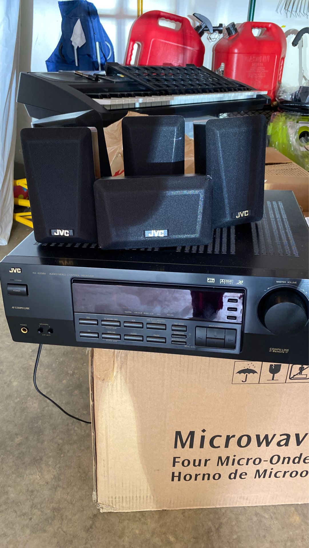 JVC Receiver and Speakers