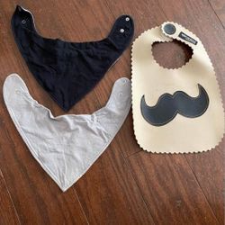 Vinylicoius Designs-1 & Up simple Bibs-2