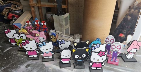 Hello.kitty Centerpieces