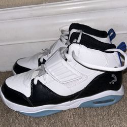 Shaq’s Size 5