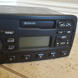 Ford  Focus OEM AM/FM Radio Cassette  Stereo