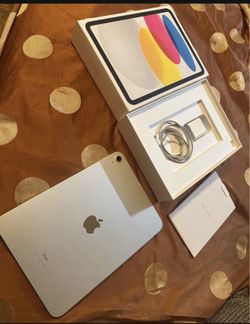 iPad 10th gen