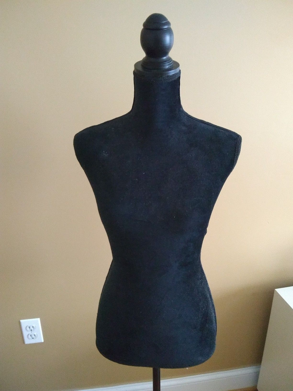 Black Female Mannequin Torso Clothing Display W/Black Tripod Stand