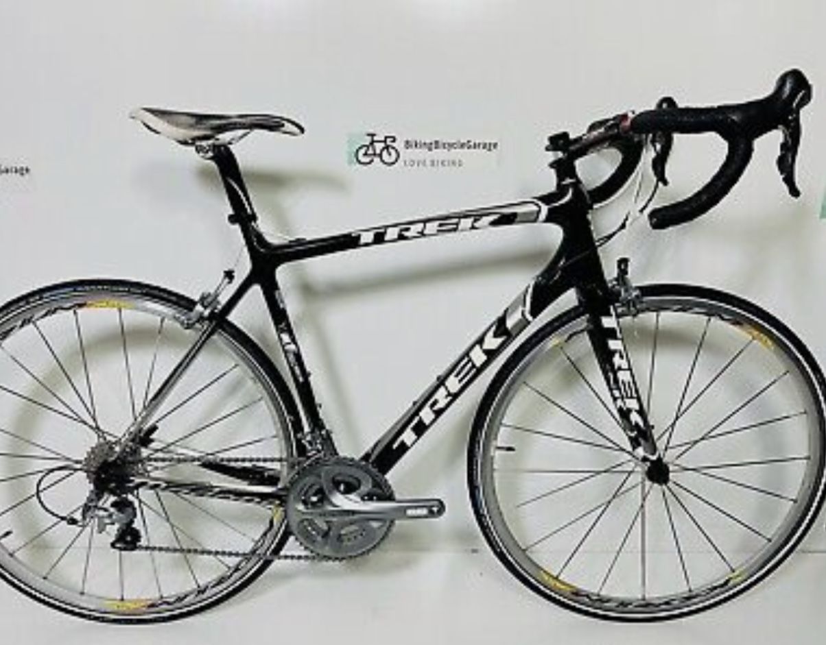 Trek Madone 5.2 Black/White Road Bike - Great Used Condition Shimano Ultegra Carbon Fiber 58cm