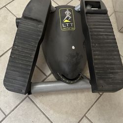 Lateral Thigh Trainer