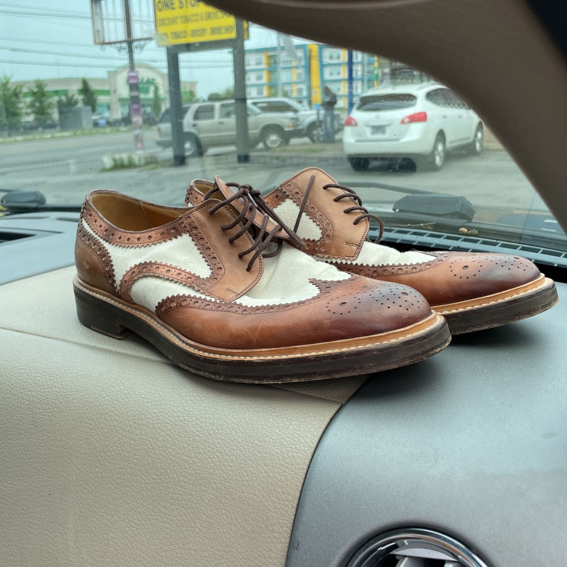 Gucci Mens Dress shoe Size 10