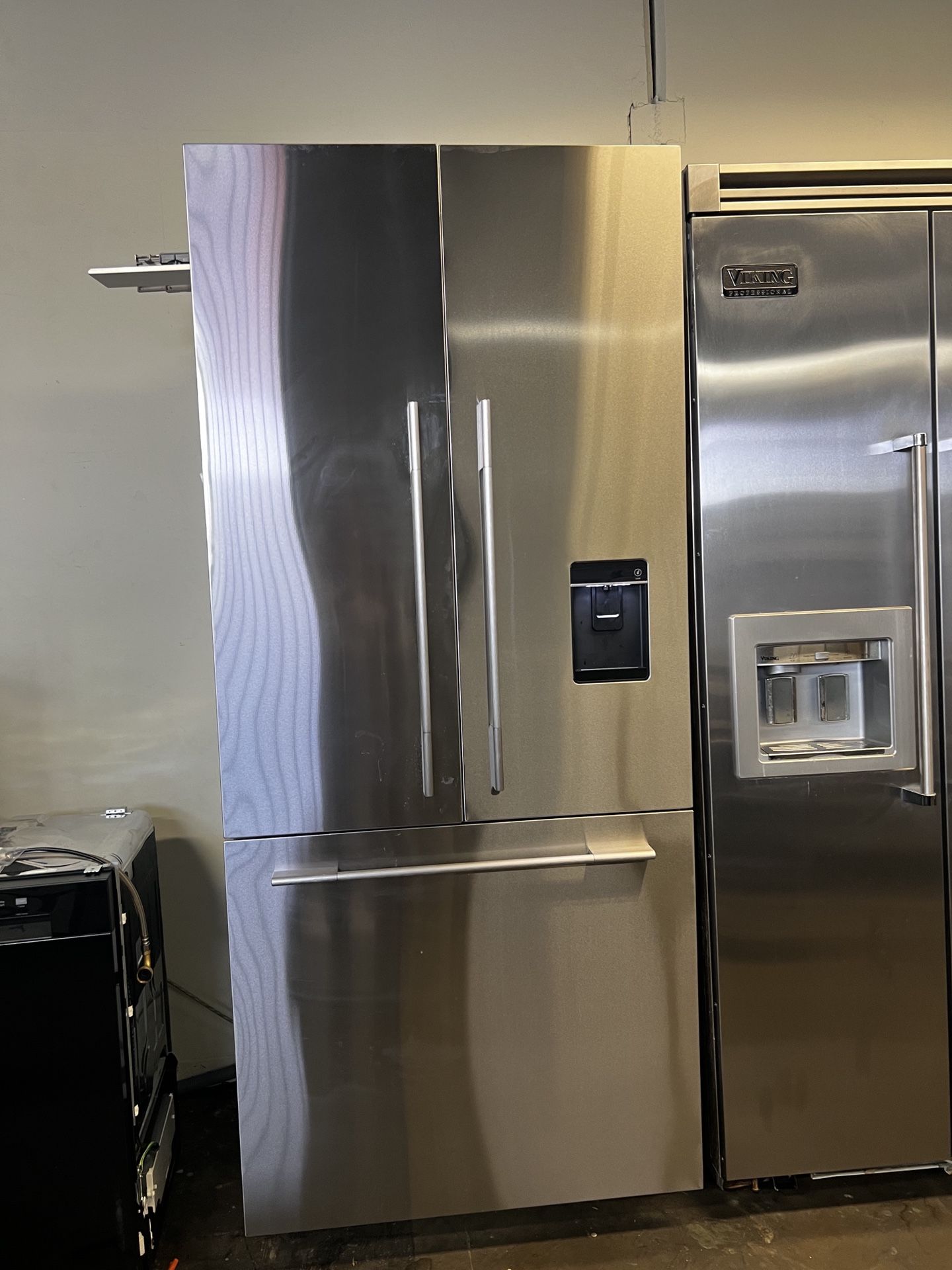 Fisher And Paykel Built In 36” Wide French Style Refrigerator